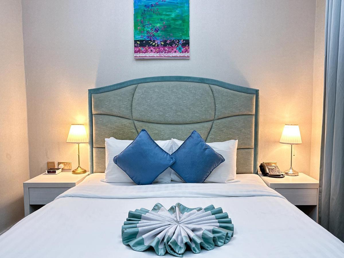 The Victory Hotel 도하 외부 사진