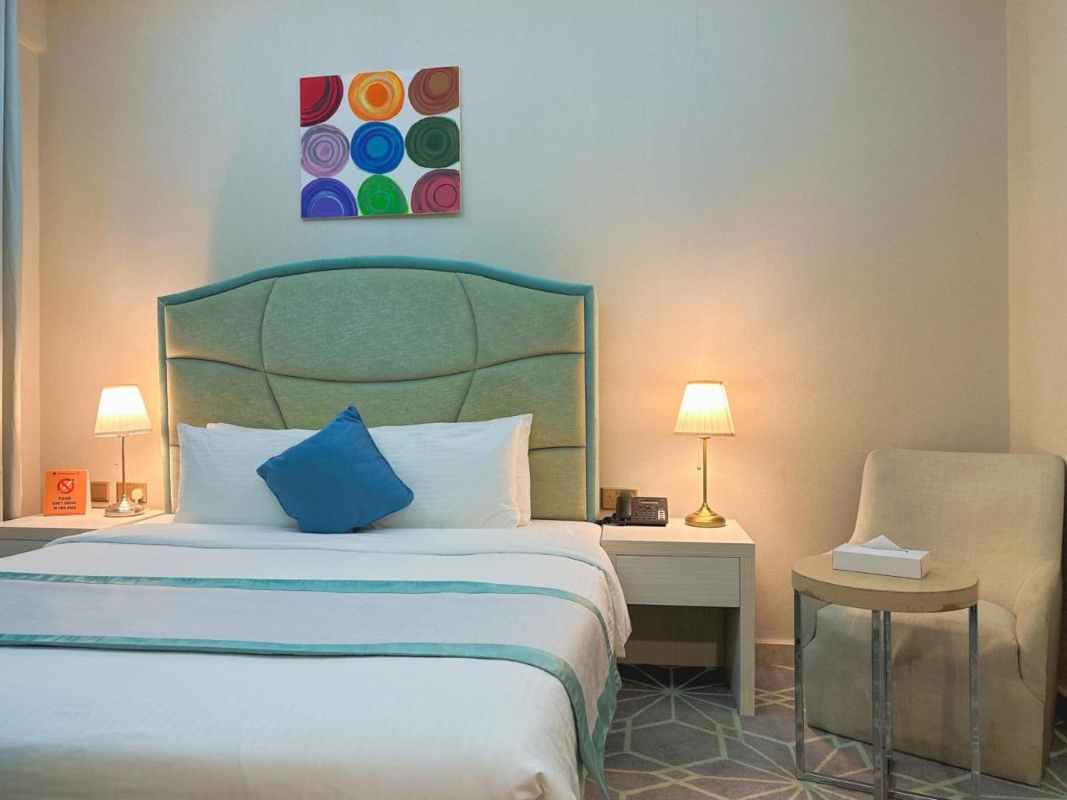 The Victory Hotel 도하 외부 사진