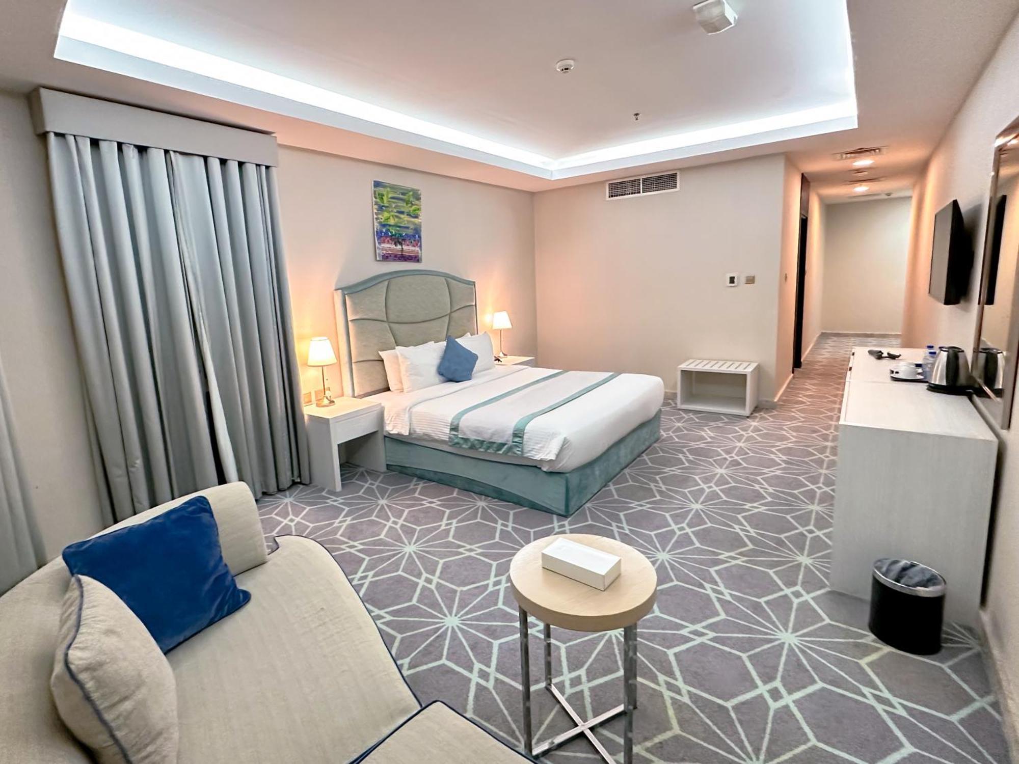 The Victory Hotel 도하 외부 사진