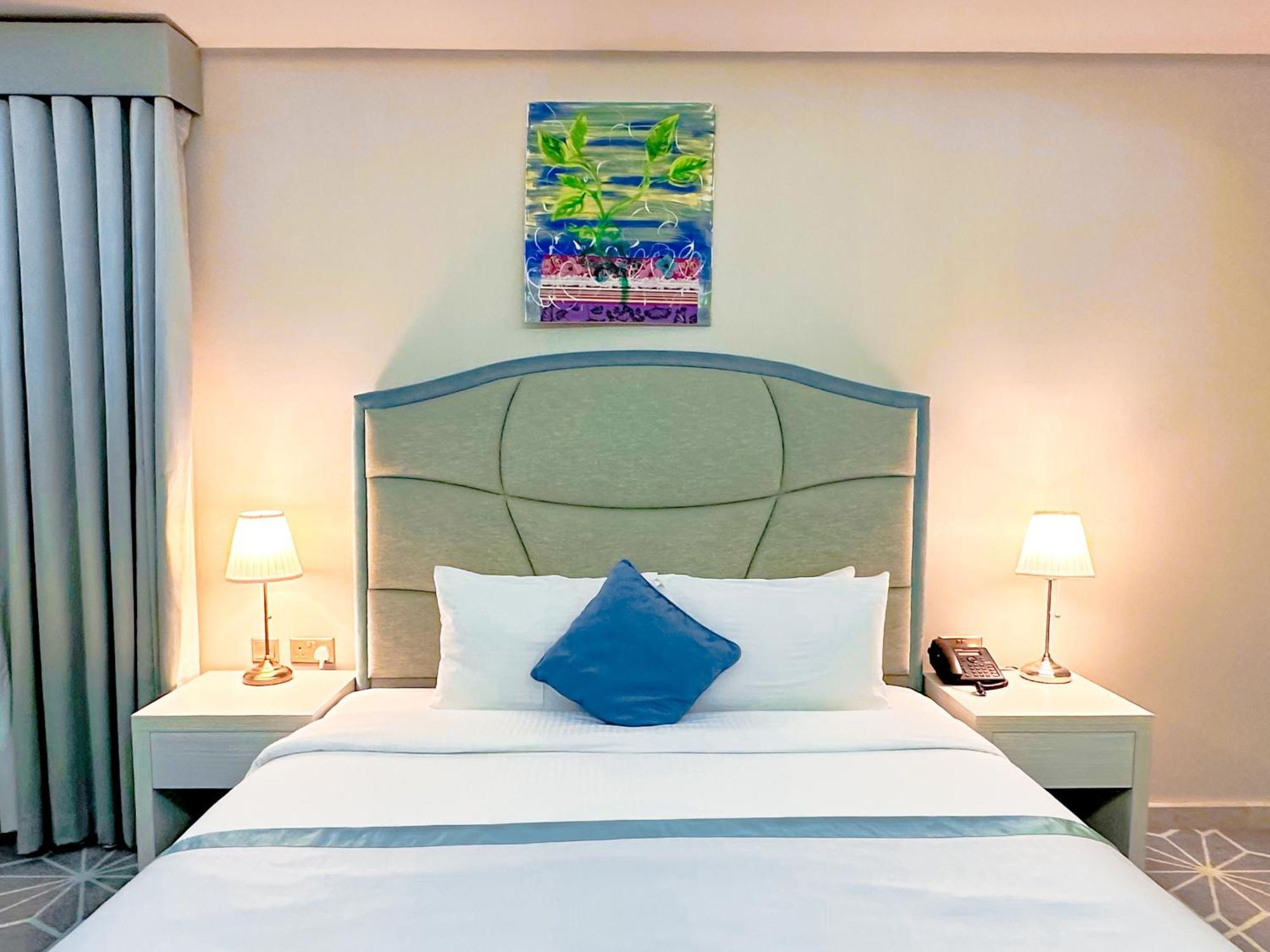 The Victory Hotel 도하 외부 사진