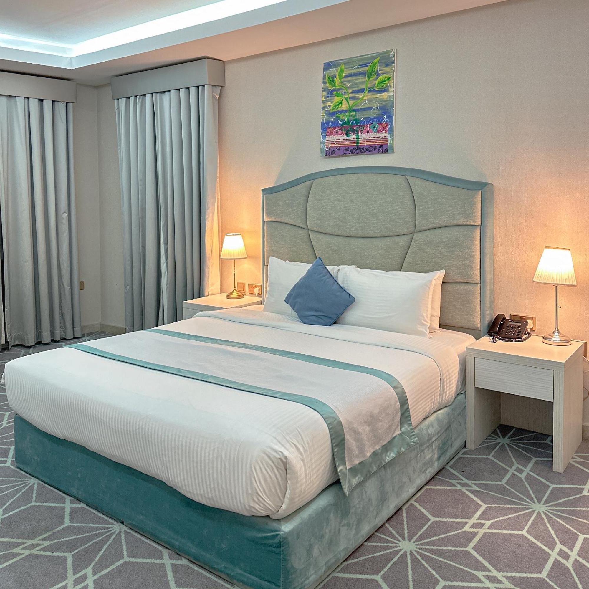 The Victory Hotel 도하 외부 사진