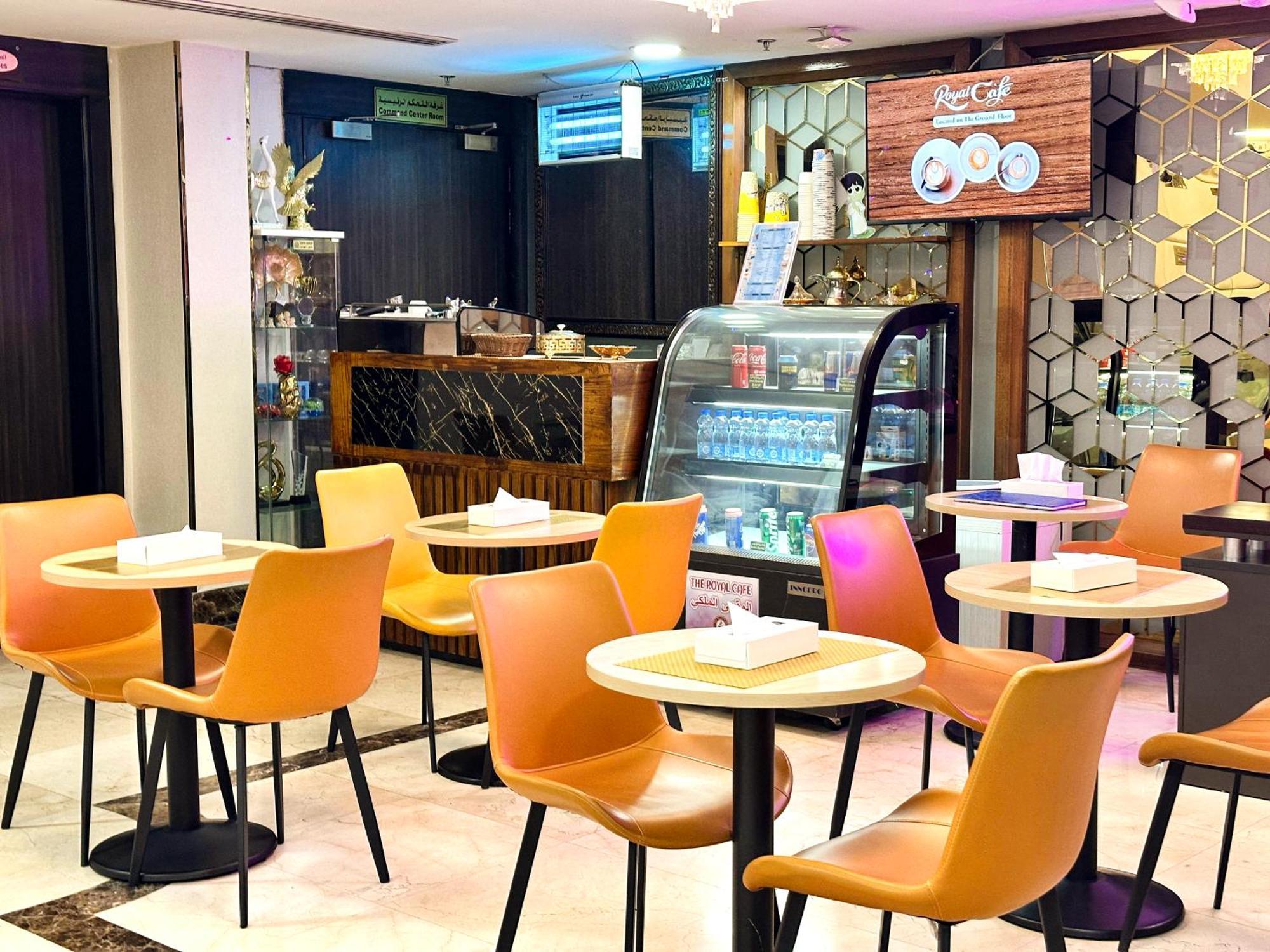 The Victory Hotel 도하 외부 사진